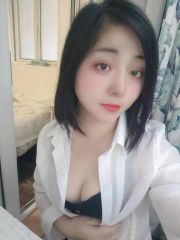 朝阳C胸性感美女